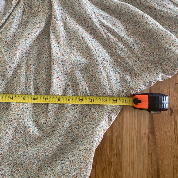 Doen Floral Cream Blouse - Picture 7 of 8